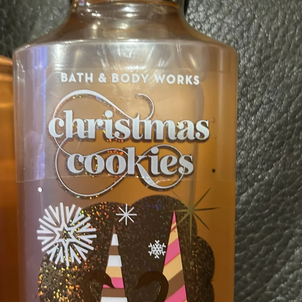 Bath & Body Works Jolly Gingerbread Village and Christmas cookies body wash